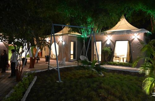 Bhopal Resort | Family-Friendly Getaway at The Whispering Palms Resort