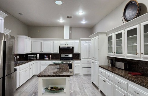 Norman Bed & Breakfast | Experience Comfort at The Whispering Pines Inn B&B