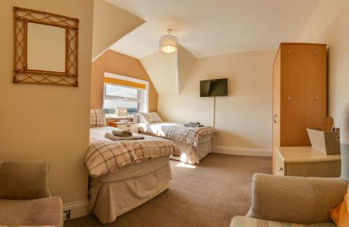 Whitby Apartment | Discover The Whitby Prospect: Oceanfront Bliss Awaits