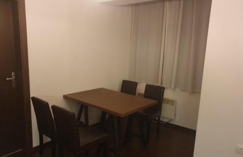 Kvartal Noviya Grad Apartment | Pet-Friendly Stay at The White Apartment for Ski Lovers