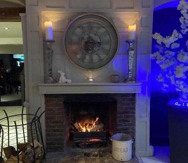 Uttoxeter Hotel | Relax at The White Hart Hotel: 4-Star Eco-Friendly Escape