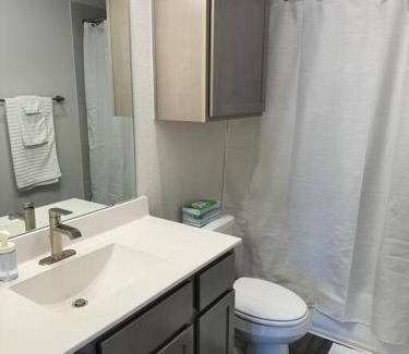 New Braunfels House | The White Haus A Cozy New Braunfels Cottage