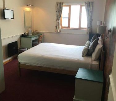 Cambridge Bed & Breakfast | Family-Friendly Getaway at The White Horse Inn