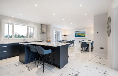 Enniskillen Villa | Discover The White House at Mullans Bay - 4-Star Retreat