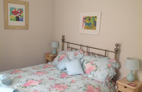 Pittenweem Bed & Breakfast | Experience The White House: Guest Rated 9/10 Quality Stay