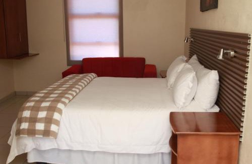 Lobamba Bed & Breakfast | The White House Lodge