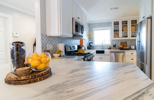 Fremont House | Top-Rated White Rose Ranch & Annex with Spa and Breakfast