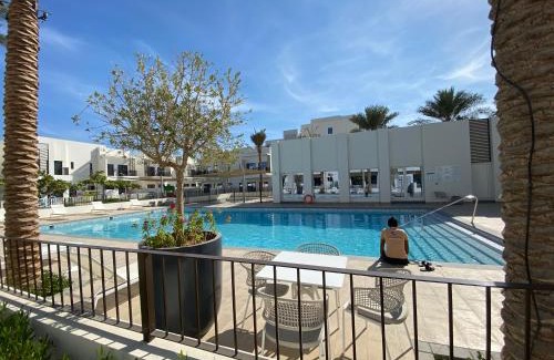 Al-Fujairah Villa | Elegant Oceanfront Escape at The White Villa with Pool
