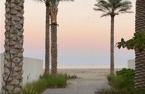 Al-Fujairah Villa | Elegant Oceanfront Escape at The White Villa with Pool