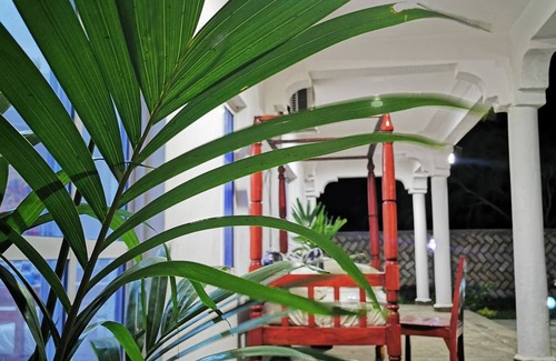 Watamu Villa | Discover The White Villa Watamu: Oceanfront Oasis Awaits