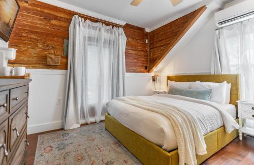 Key West Historic District House | THE WHITEHEAD ROOM at Inn on Fleming Key West!