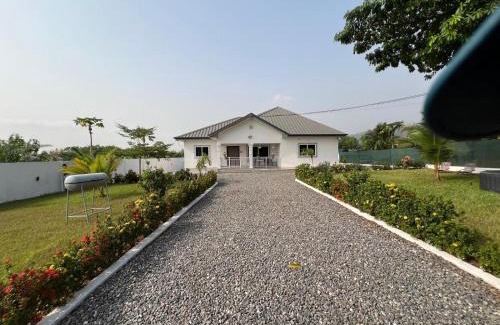 Nungua Apartment | The Whitehouse Villa