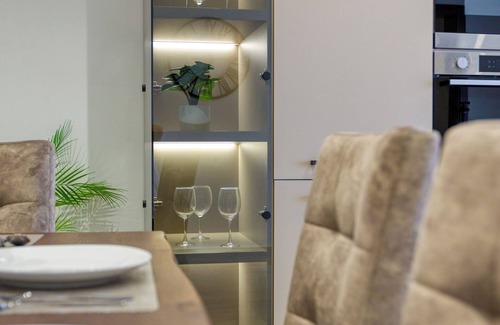 St. Andrew's Apartment | Central Location for Groups with Family-Friendly Amenities