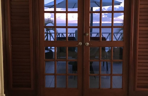 Douglas Apartment | Beachfront Bliss at The Wicket, White Sands - 10/10 Guest Rated