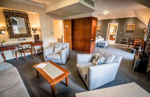 Llangollen Hotel | Relax at The Wild Pheasant Hotel & Spa: Eco-Friendly Retreat