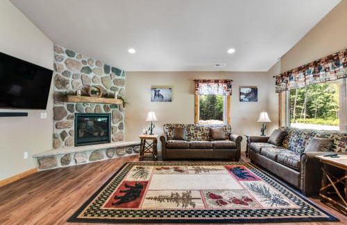Conover House | Discover The Wilderness: Family-Friendly with Hot Tub Access