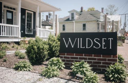 St. Michaels Hotel | Experience Comfort at The Wildset: Top-Rated & Pet Friendly