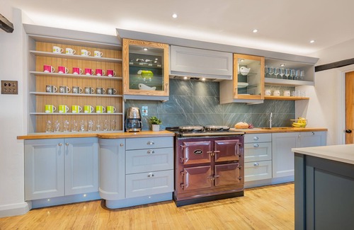 Ambleside House | Guest Rated 10/10: The Wilfrid in Beautiful Langdale Valley