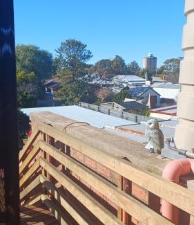 Dimboola Apartment | Discover The Willery Guesthouse: Pet & Child Friendly Stay