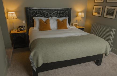 Stamford Hotel | Discover The William Cecil: Pet-Friendly 4-Star Retreat