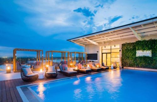 Warwick Farm Hotel | Indulge at The William Inglis Mgallery - 5-Star Oceanfront Retreat