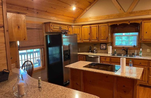 Joppa Cabin | Pet-Friendly Escape at The Wilson @ Lazy G - Rated 9.8