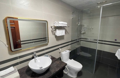 Lao Cai Hotel | Affordable Comfort at Lao Cai Central Hotel with Breakfast