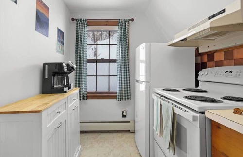 West Townshend Cabin | Experience The Windham Hill A-Frame Near Top Ski Resorts!