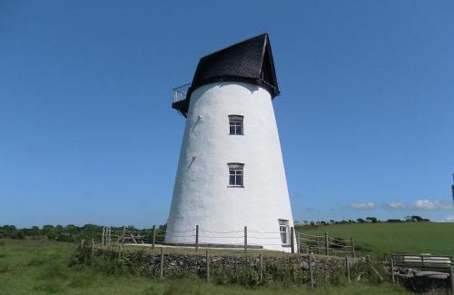 Bodffordd House | Delightful Stays at The Windmill - 4-Star Family-Friendly