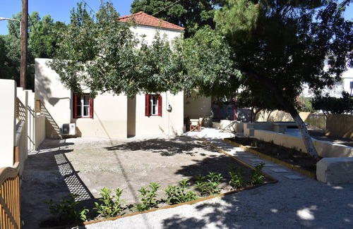 Ixia Villa | Experience the Windmill Villa: A Traditional Rhodian Retreat