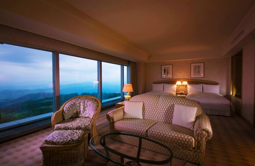 Toyako Hotel | Discover The Windsor Hotel TOYA: A 5-Star Retreat with Spa