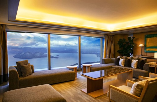 Toyako Hotel | Discover The Windsor Hotel TOYA: A 5-Star Retreat with Spa
