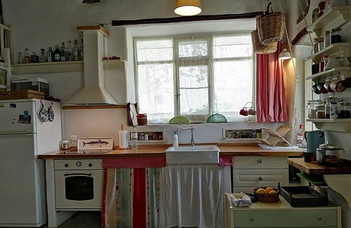Artemonas House | Ocean View Retreat at The Wine Press with Breakfast Included
