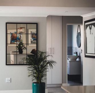 Trawal House | Elegant Getaway at The Winelands - Rated 9.2/10