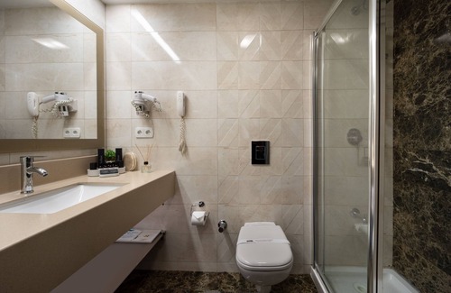 Kavaklidere Hotel | Eco-Friendly Comfort at The Wings Hotels Neva Palas