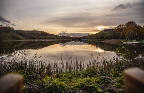 Lingfield Hotel | Discover The Wiremill: Family-Friendly Retreat with Dining