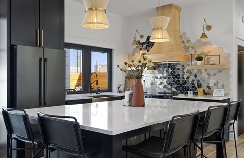 Brazos House | Ideal Stay: Steps from Magnolia Silos with Amazing Amenities