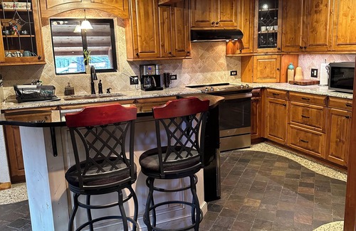 Boise Cabin | Discover Tranquility at The Wishing Well on Mores Creek
