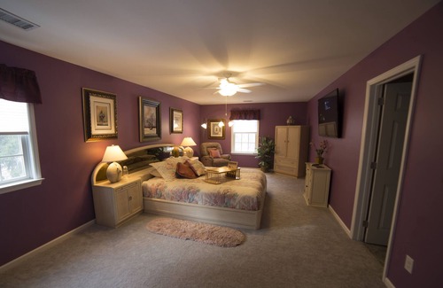 Kutztown Bed & Breakfast | Relaxing Retreat: The Wisteria Room at Kennedy Manor
