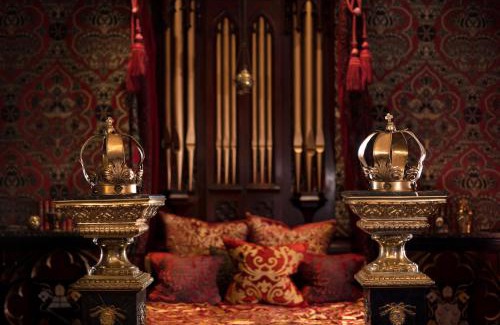 Old Town Hotel | Enchanting Stays at The Witchery by the Castle, 5-Star Gem