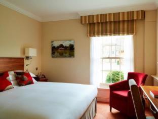 Woburn Hotel | Discover The Woburn: Pet-Friendly Retreat with Top Amenities