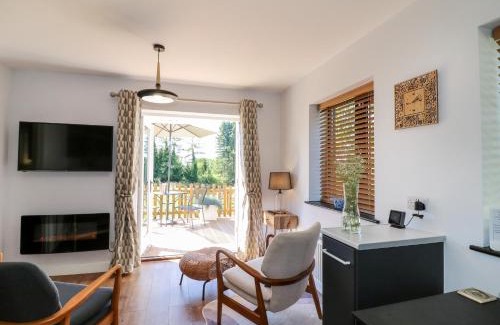 Ellastone House | Exceptional Family Retreat at The Wood Shed, Bank Top Farm