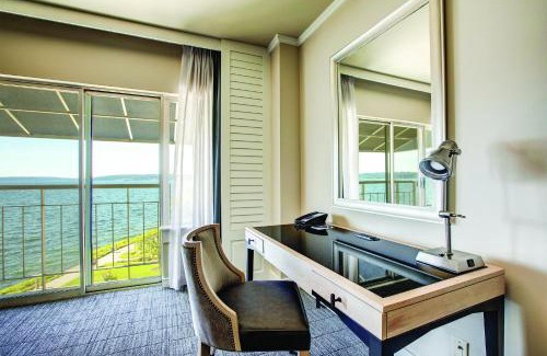 Lakeview Hotel | Discover Woodmark Hotel & Still Spa: Pet-Friendly Retreat