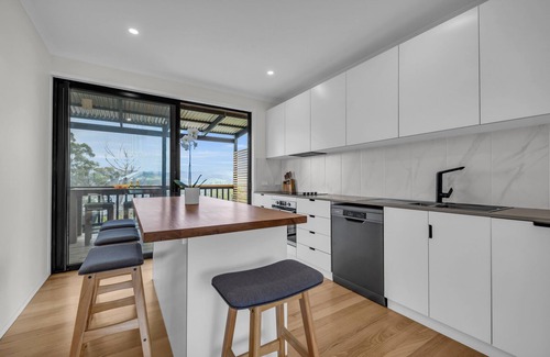 Merimbula Cabin | Family-Friendly Getaway at The Woodpecker - Merimbula