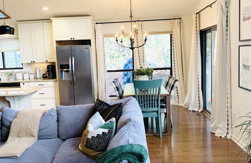 The Woods House | Cozy Retreat at The Woods Golf and Spa Resort - 10/10 Rating