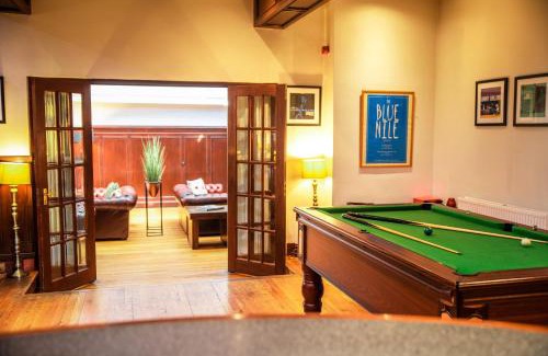 Aberdour House | Exclusive Stay at The Woodside Hotel Aberdour - 10/10 Rated