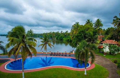 Thanneermukkom Resort | Relaxing Retreat at The World Backwaters, Alleppey