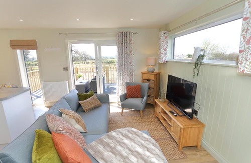 Loppington House | Experience The Wren: Pet & Child Friendly 4-Star Retreat