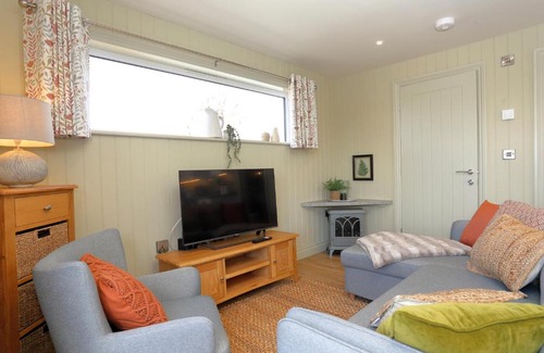 Loppington House | Experience The Wren: Pet & Child Friendly 4-Star Retreat