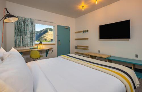 Heart of Missoula Hotel | Pet-Friendly Escape at The Wren - Rated 9.1/10
